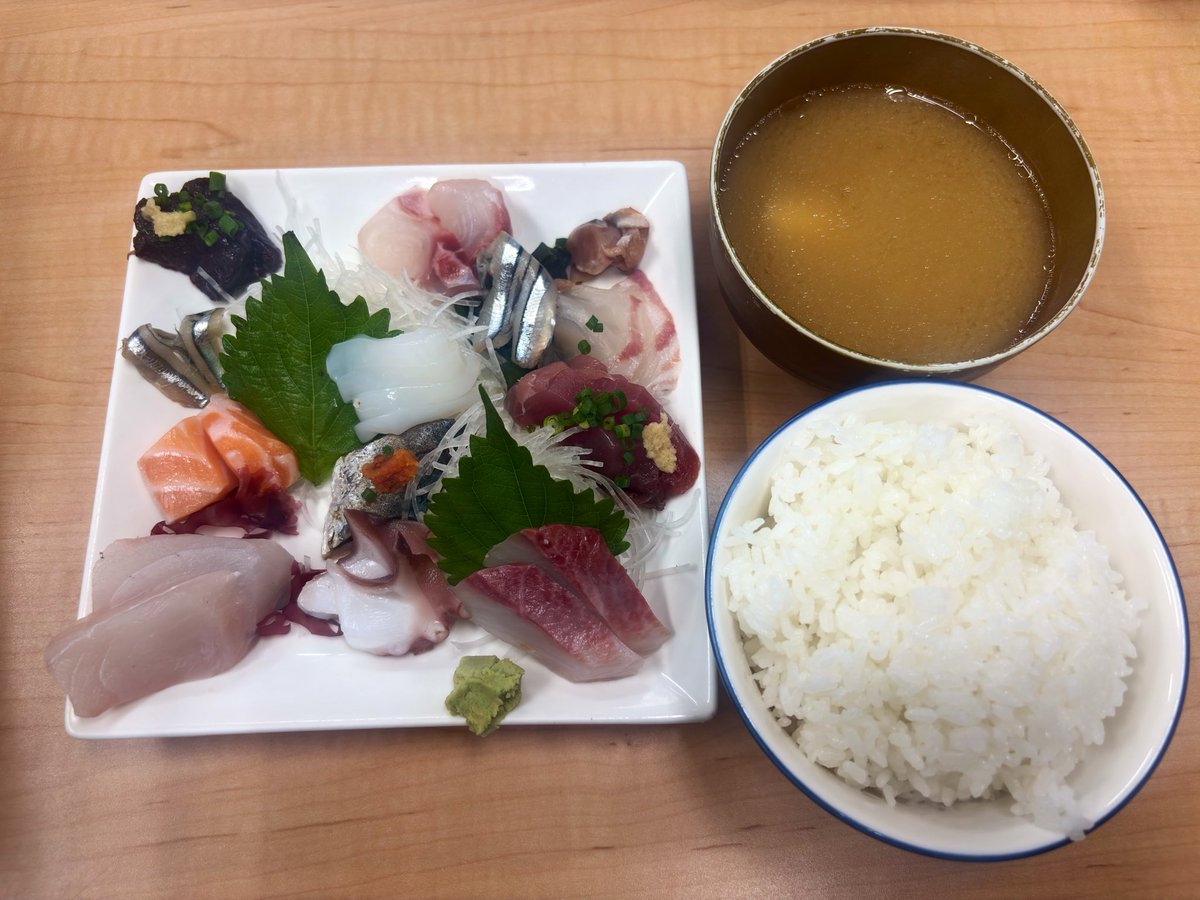 dancing_tama's tweet photo. 今日食べたご飯が全部美味しくて満足度高かった、特に焼きカレーは想像超えてきた https://t.co/g6LlpuUxoh