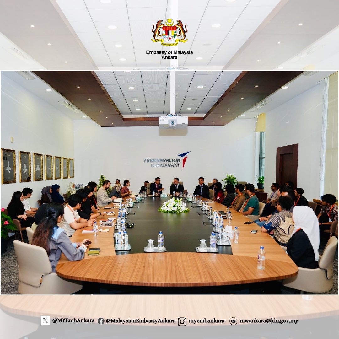 MYEmbAnkara's tweet photo. H.E. Ambassador Adlan Mohd Shaffieq called on Dr. Mehmet Demiroglu, President of the Turkish Aerospace Industries (TAI), upon the latter's invitation, and discussed efforts to strengthen Malaysia–Türkiye defence cooperation.  Amb Adlan was also given a tour around the facility. https://t.co/cNXy5s1JwF