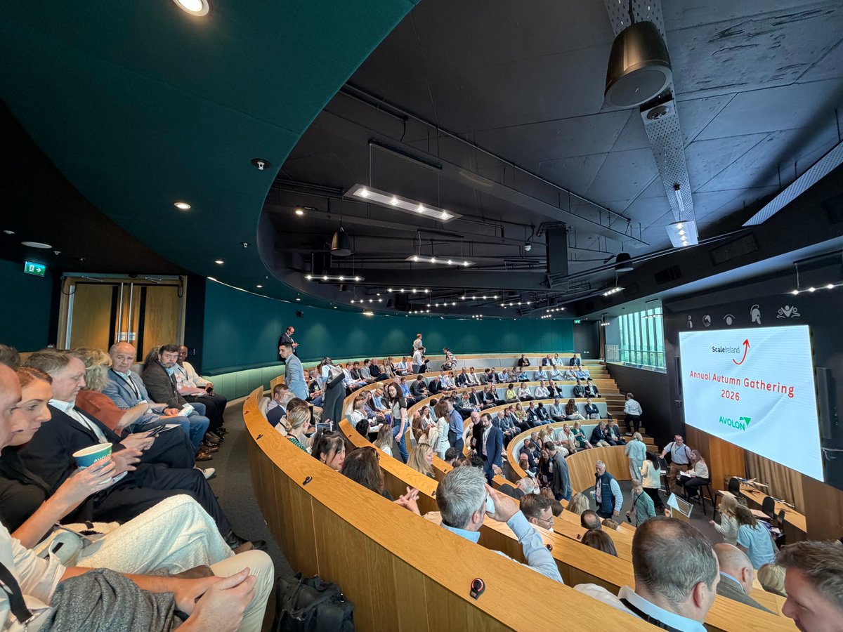 ScaleIreland's tweet photo. Full house here at @avolon_aero for the #ScaleIrelandGathering.  Introductions with @MartinaFitzg, @BrianCVC, and the CEO of Avolon, Andy Cronin, to begin shortly. https://t.co/0cuYUuGtT9