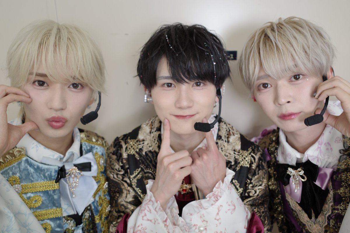 etoneige_ao's tweet photo. たすけあいささえあうなかま https://t.co/itDKxtXZIk