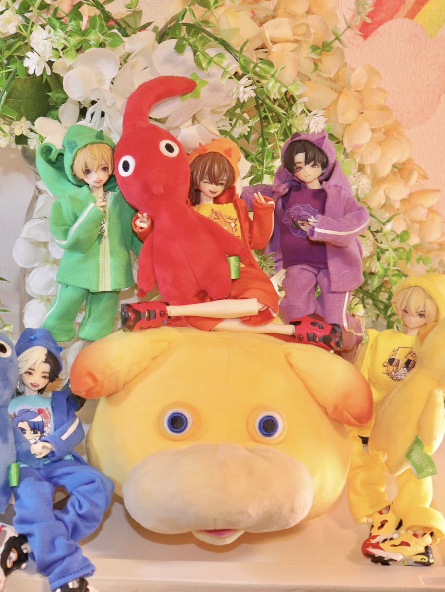 hani_popopo's tweet photo. リアルピース×ピクミンの世界✨ https://t.co/oinUHggKl8