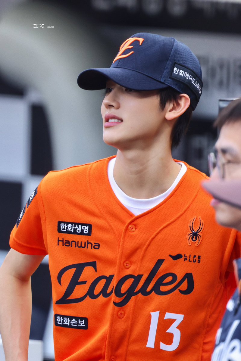 racerhyeon's tweet photo. eom seonghyeon as oscar piastri thread 🧡 https://t.co/cjZ444FZxC
