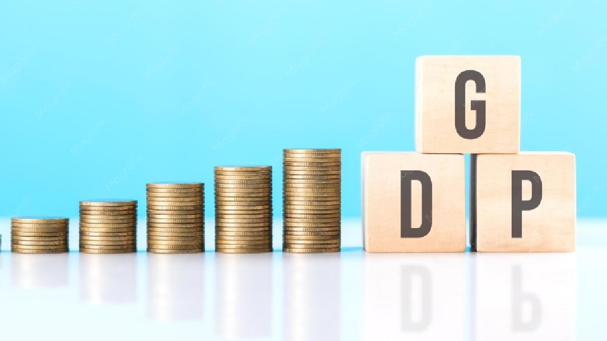 MyFinBright's tweet photo. SBI Pushes Back On 2.6% GDP Claim, Says Revised Base Shows 9.7% Growth

https://t.co/pxYb1bgdxD

#SBI #GDPGrowth #IndiaGDP #IndianEconomy #EconomicGrowth #Q1FY27 #GDPData #RaghuramRajan #SubhashChandraGarg #StateBankOfIndia https://t.co/yffdCIQpRD