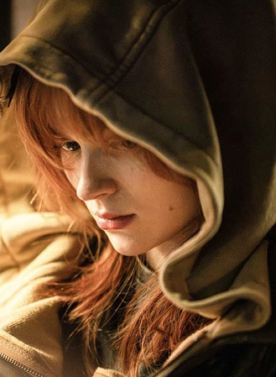 cosmic_marvel's tweet photo. Jake Schreier says Sadie Sink’s Jean Grey will be the main character in the ‘X-MEN’ reboot film.

“[She is a] founding member of the X-Men and we will follow her story.” https://t.co/H3HHbcfZDg