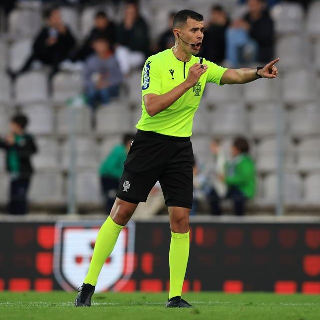 CDTondela1933's tweet photo. Ricardo Baixinho é o árbitro nomeado pelo CA da FPF para o #CDTFCPB
🚩 Renato Carvalho
🚩 Bruno Tiago Costa
4⃣ Iancu Vasilica
📺 Hélder Malheiro (VAR)
📺 Carlos Covão (AVAR)
#CDTondela #CDTFCPB https://t.co/NuKG1KbVBB