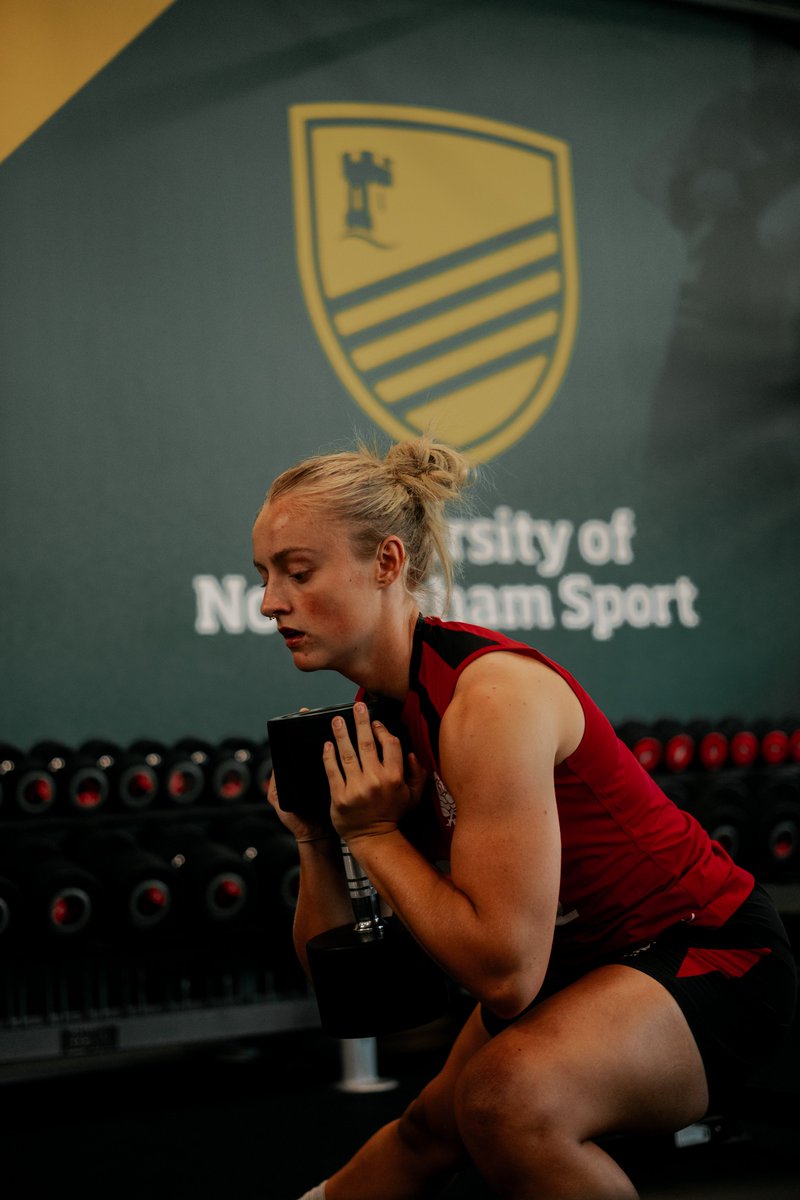 UoNSport's tweet photo. 🏉 | England's Red Roses looked seriously strong during their preseason training camp last month at the @UniofNottingham 💪

Wishing the squad the best of luck against Australia tomorrow in the WXV Global Series! 🤞

#WeAreUoN // 💚💛

 #WeartheRose 🌹| 📸 @EnglandRugby https://t.co/2yqJPWiBL5