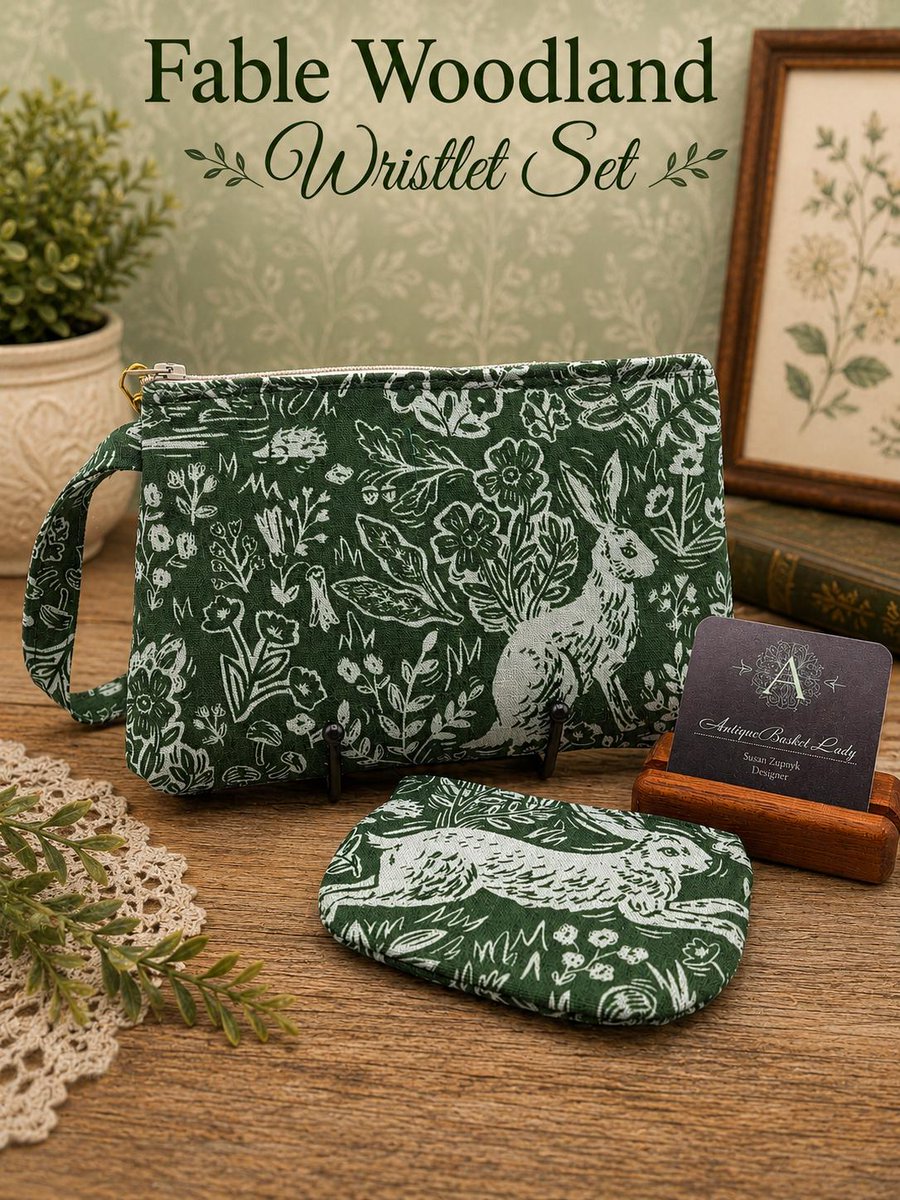 Antiquebasket's tweet photo. A charming handmade wristlet + matching coin purse featuring rabbits, flowers &amp; woodland botanicals. Roomy enough for your phone, keys, cards &amp; essentials.

https://t.co/lQwFL14ZH0

#WoodlandWristlet #HandmadeBag #RabbitLover https://t.co/ko6BaFOZi9