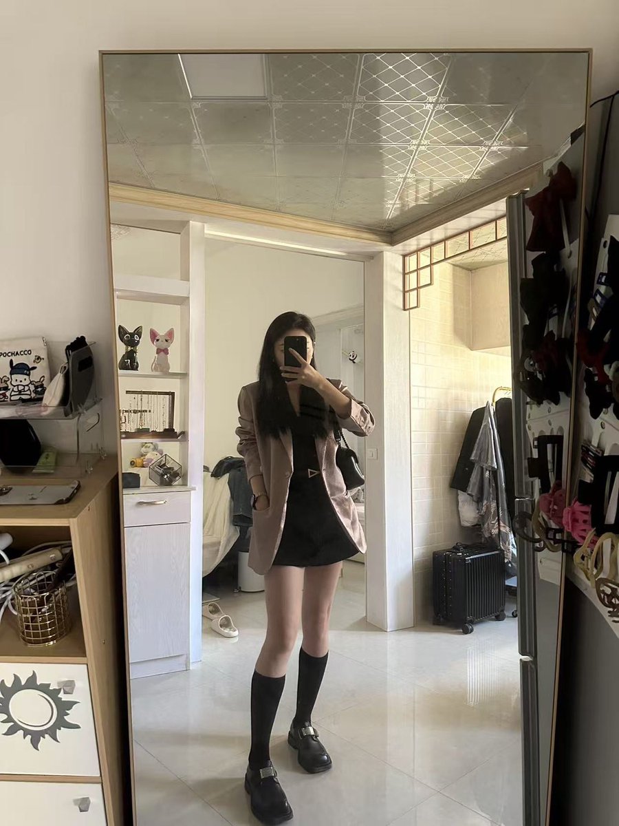 lc_dip's tweet photo. 匿名投稿  ���姐女友，大家看看有没有开发淫妻的潜质？ https://t.co/0YhrtyD5Q1
