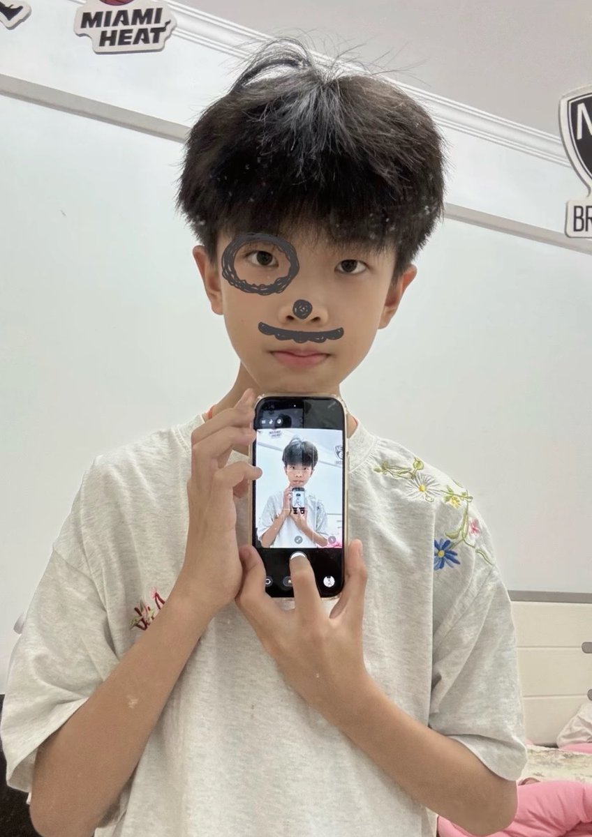 mkbwsuJ's tweet photo. 晚上好qwq #0m https://t.co/sQuoIHgzQk