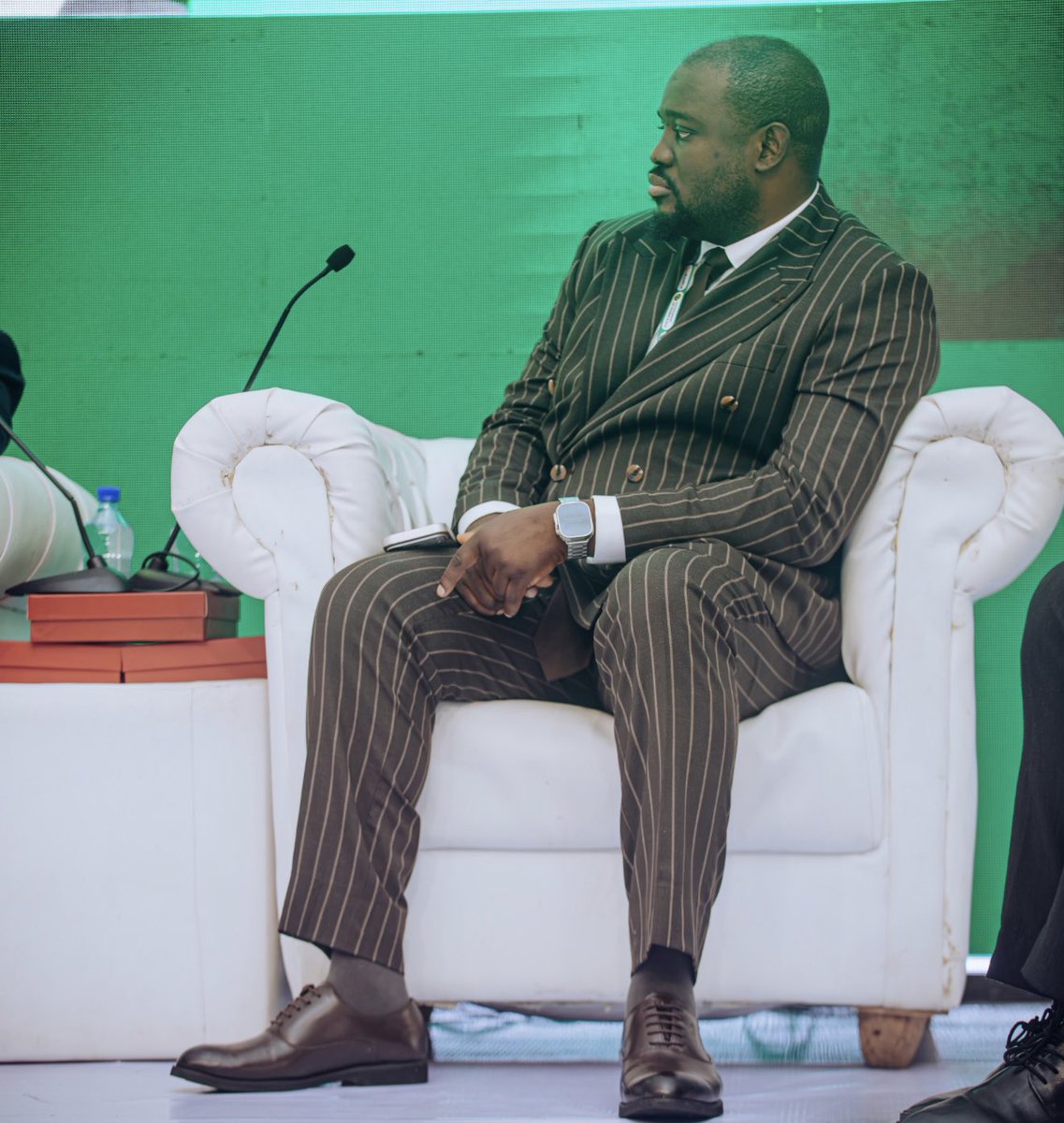egi_nupe's tweet photo. I look like all those successful lawyers here. Money go fit me o😆

Thank you @CeeeChase for these beautiful pictures 📸 https://t.co/SRayFfBhQG