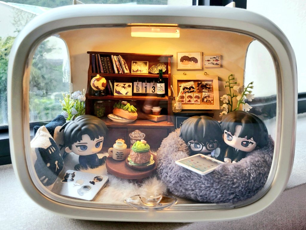 wyyyxx's tweet photo. 재솔sweet home～
终于搭得差不多了，银心徽章终于找到地方摆了（ https://t.co/APHLwqrcnC