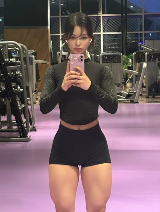 hana on X / X