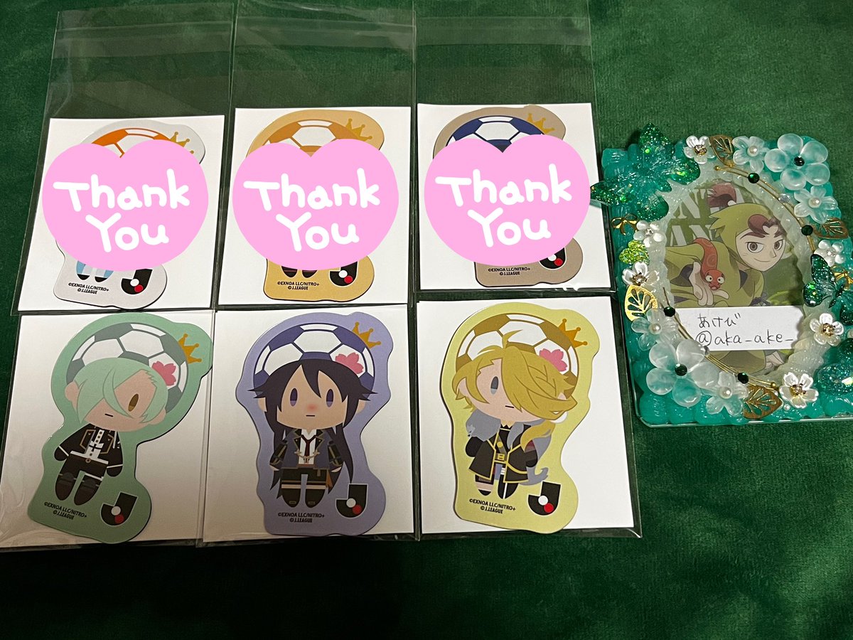 aka_ake_'s tweet photo. 【交換】刀剣乱舞 Jリーグ 応援本丸 ぼーる装備 ダイカットマグネット

譲→ 膝丸、不動、獅子王

求→安宅切1、数珠丸1>五虎退1、博多、今剣
（友人分）道誉、小竜、燭台切

郵送交換のみ

検索からもお気軽にお声掛けください https://t.co/4Cqqz19nZo
