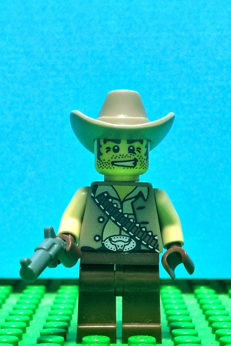 mako69647675's tweet photo. #LEGO #minifig  #western #gunman レゴの西部劇ガンマンです。シンプルながらも西部劇らしい雰囲気を目指してみました。 https://t.co/aJSM1y3Dqj