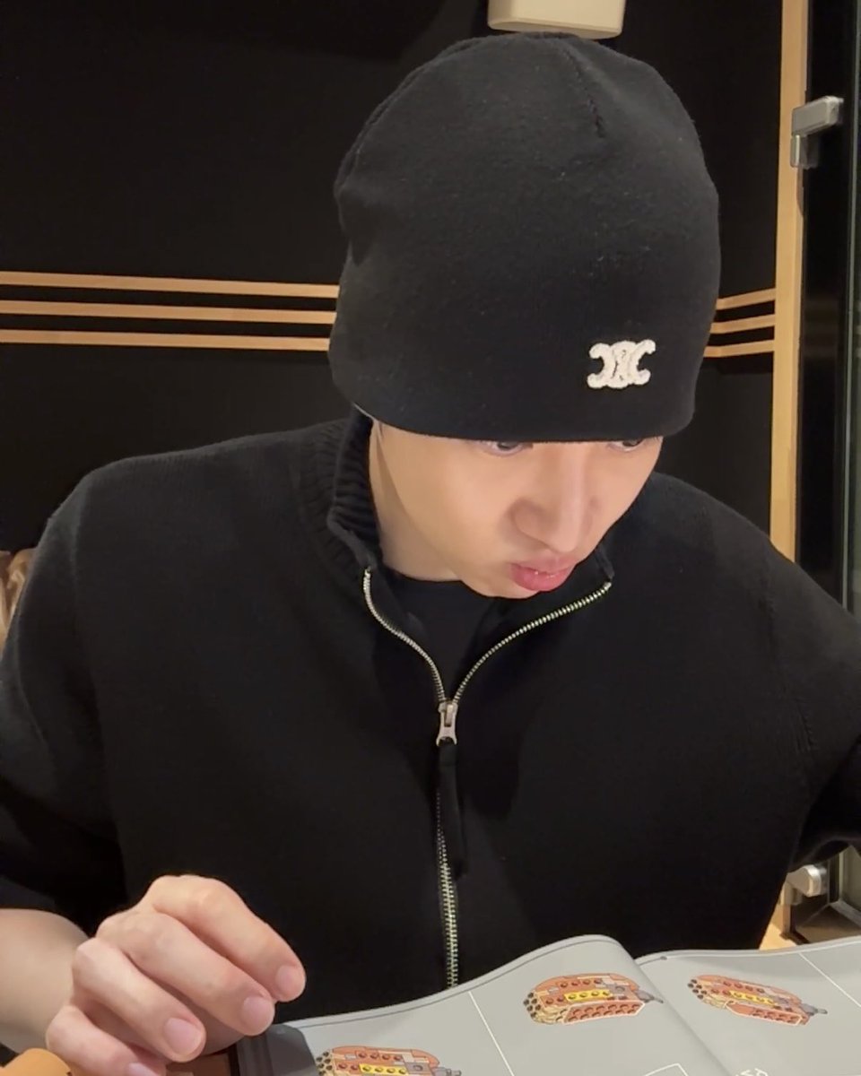 lllJC1206lll's tweet photo. 피스 하나가 안보여서 뿌우 ㅡ3ㅡ https://t.co/aQYtHFaVKm
