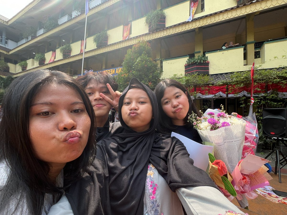 sepetyang's tweet photo. LUCU DEH GW SUKAAAKK https://t.co/TfY2ON6F8m