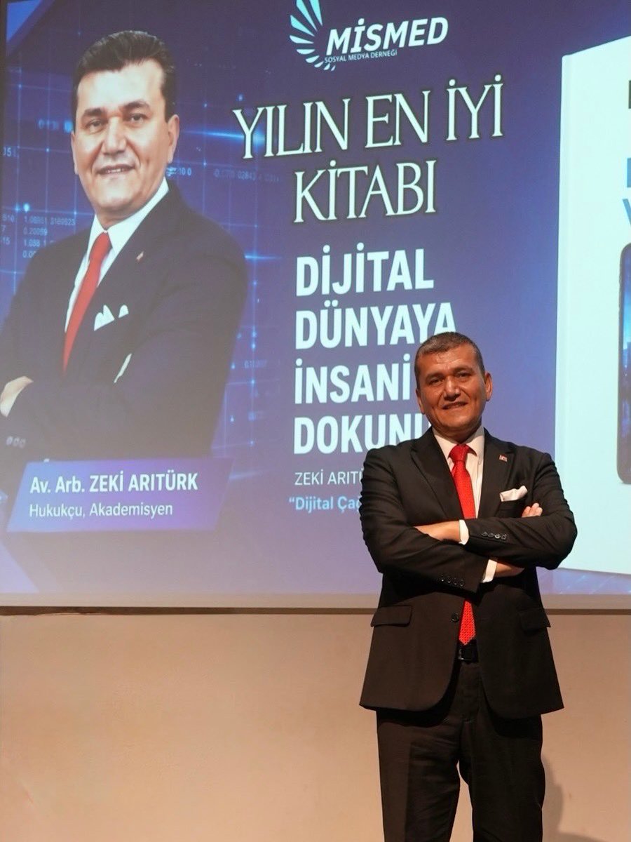 zekiariturk's tweet photo. MİSMED Sosyal Medya Derneği’nin düzenlediği 6. Şair Bâkî Sosyal Medya Ödülleri’nde, “Dijital Çağda Dijital Vicdan” isimli eserimiz “Yılın En İyi Kitabı” ödülüne layık görüldü.

Hukuk, sanat, medya ve iş dünyasından kıymetli isimlerin bir araya geldiği programımıza Kaymakamımız Dr. Arslan Yurt da teşrif ederek bizleri onurlandırdı. Şair Bâkî’yi saygıyla anmanın ötesinde tarih, edebiyat ve sanatın harmanlandığı değerli bir kültür meclisine dönüşen bu anlamlı gecede, değerli dostum ve sınıf arkadaşım Gülden Kalecik’e ödülünü bizzat takdim etmekten büyük bir mutluluk duydum. Ayrıca Arıtürk&Partners ofisimizden Av. Serkan Kartoğlu da ödül takdiminde bulunarak gecenin kıymetli anlarına ortak oldu.

Program kapsamında gerçekleştirdikleri ufuk açıcı söyleşiyle etkinliğe vizyon ve dinamizm katan değerli gençlerimiz Abdullah Kalınsazlıoğlu, Ramazan Enes Demirkesen ve Seyit Soylu’yu dinlemek de son derece keyifliydi.

Farklı disiplinleri ortak bir paydada buluşturan bu mecliste katılımcılarla verimli istişarelerde bulunup fikir alışverişi yaptık. Bu gururu bizlere yaşatan MİSMED yönetimine ve eserimize değer veren tüm okurlarımıza yürekten teşekkür ederiz.

#ZekiArıtürk #ArıtürkPartners #DijitalÇağdaDijitalVicdan #YılınEnİyiKitabı #MİSMED