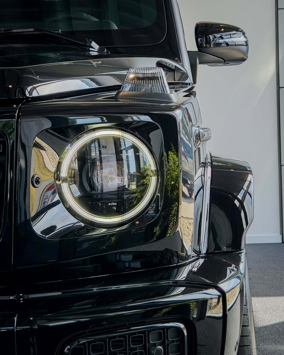 AutomobiliSkojo's tweet photo. Mercedes-Benz G-klasa ostaje vjerna svojim korijenima, a istovremeno donosi razinu udobnosti, tehnologije i profinjenosti koju očekujemo od suvremenog Mercedes-Benza. https://t.co/nrbu3dZEWe