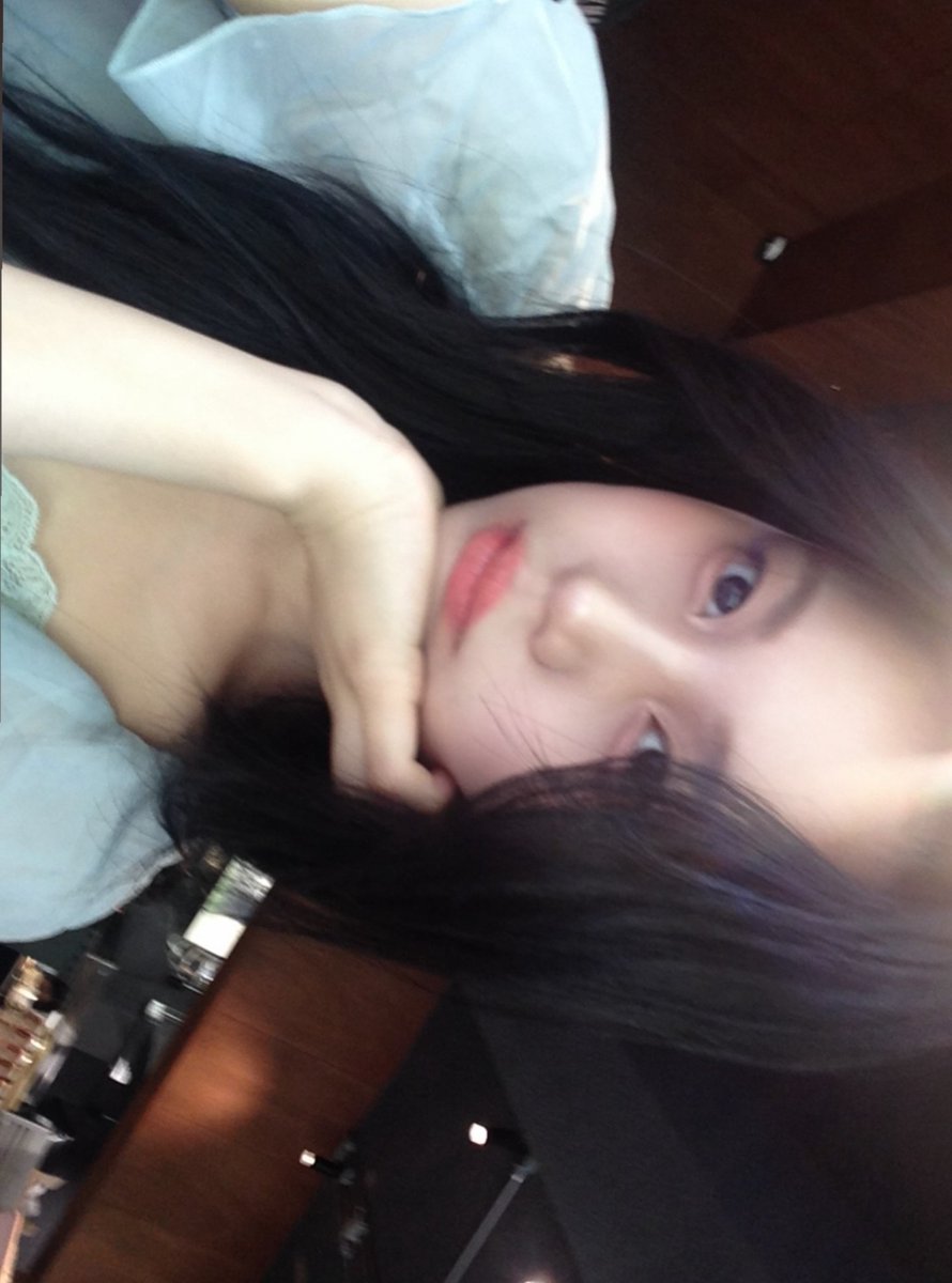 grape_0819's tweet photo. 아너무어른여자잖아.............. ....... .. https://t.co/EB3CQyoIX1