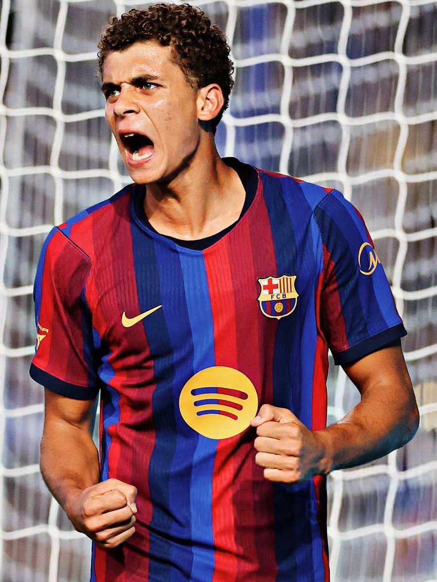 Danilo178428's tweet photo. 🚨 Hamza Abdelkarim will remain registered with Barça Atlètic but continue training with the first team, and could now receive more minutes from Hansi Flick.
Although he has already debuted for the first team👏

— @sport https://t.co/O3kYJM93sO