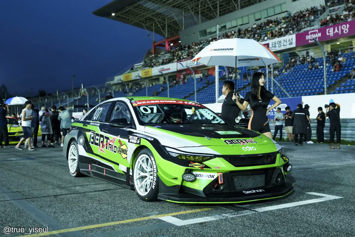 CariMagoun's tweet photo. 2026 Superrace Rd. 4 at Inje Speedium 
GTA Class front row 
Beat R&amp;D No. 07 Jeong Won-hyung 
BMP Motorsport No. 88 Moon Se-eun 
Sadly, sudden rain prevented photos. There was a major first-lap crash—hoping the driver wasn’t seriously injured. https://t.co/AY6H5LLJyh