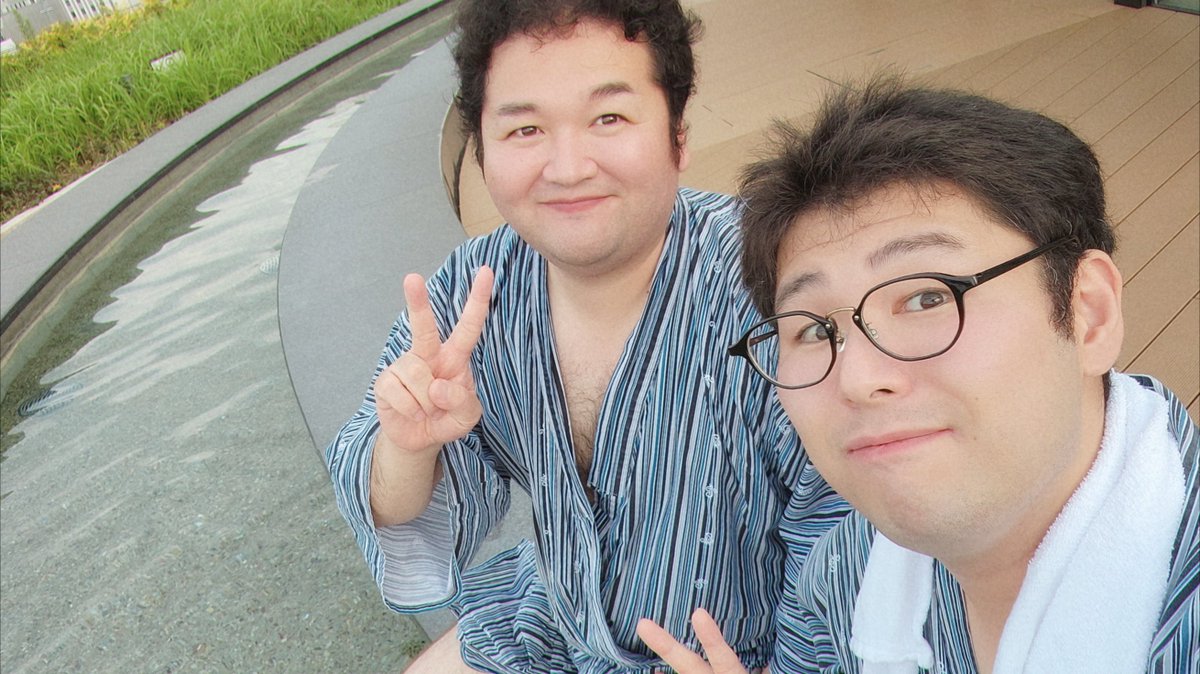 sora_noda's tweet photo. 事務所同期から万場倶楽部のクーポンをもらったので、おじさん4人で行ってきました。

年をとるほど温泉の良さが増してく♨️ https://t.co/bc6KkmPAZC