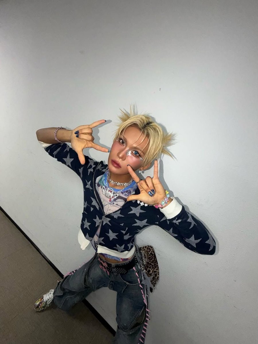 hyunipcs's tweet photo. ⭐️⭐️⭐️

#hyun #현 #xlov https://t.co/KWGv9KnHn2