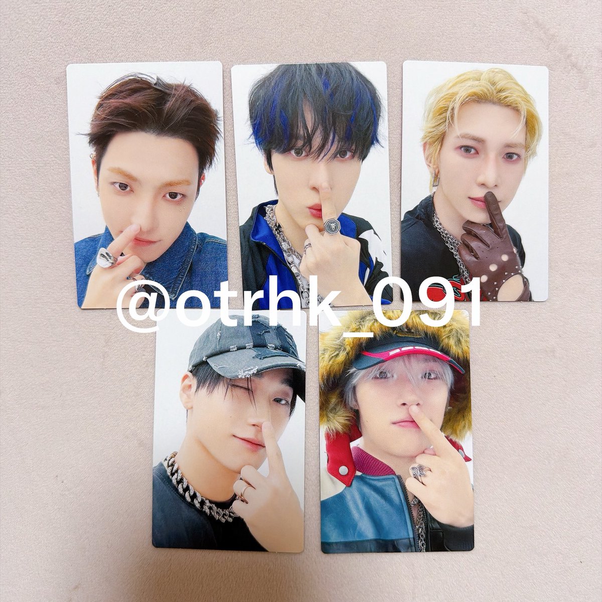 otrhk_091's tweet photo. ATEEZ アチズ BAD (Japanese ver.) 5thシングル ATINY盤 トレカ 交換

【譲】鼻ツン
ホンジュン ユノ ヨサン サン ミンギ

【求】同種 ウヨン

郵送もしくはリリイベ大阪手渡し希望です。
お気軽にリプやdmお願いいたします。 https://t.co/MqAzfBfWBS
