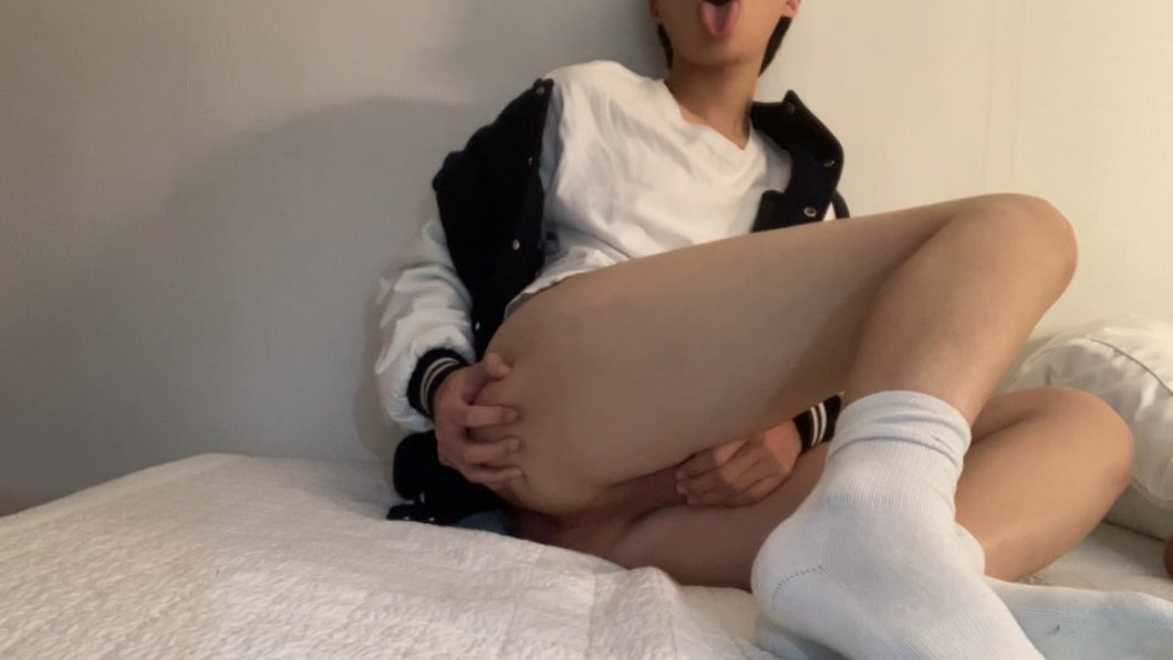 37ypzbl's tweet photo. 공대생 🤓 https://t.co/UlWlmBSTcY