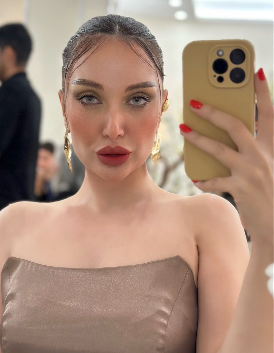 _eyesun_'s tweet photo. عروسی داداش شیری قشنگم 🥺♥️🫂 https://t.co/8DqfqNBhQ9