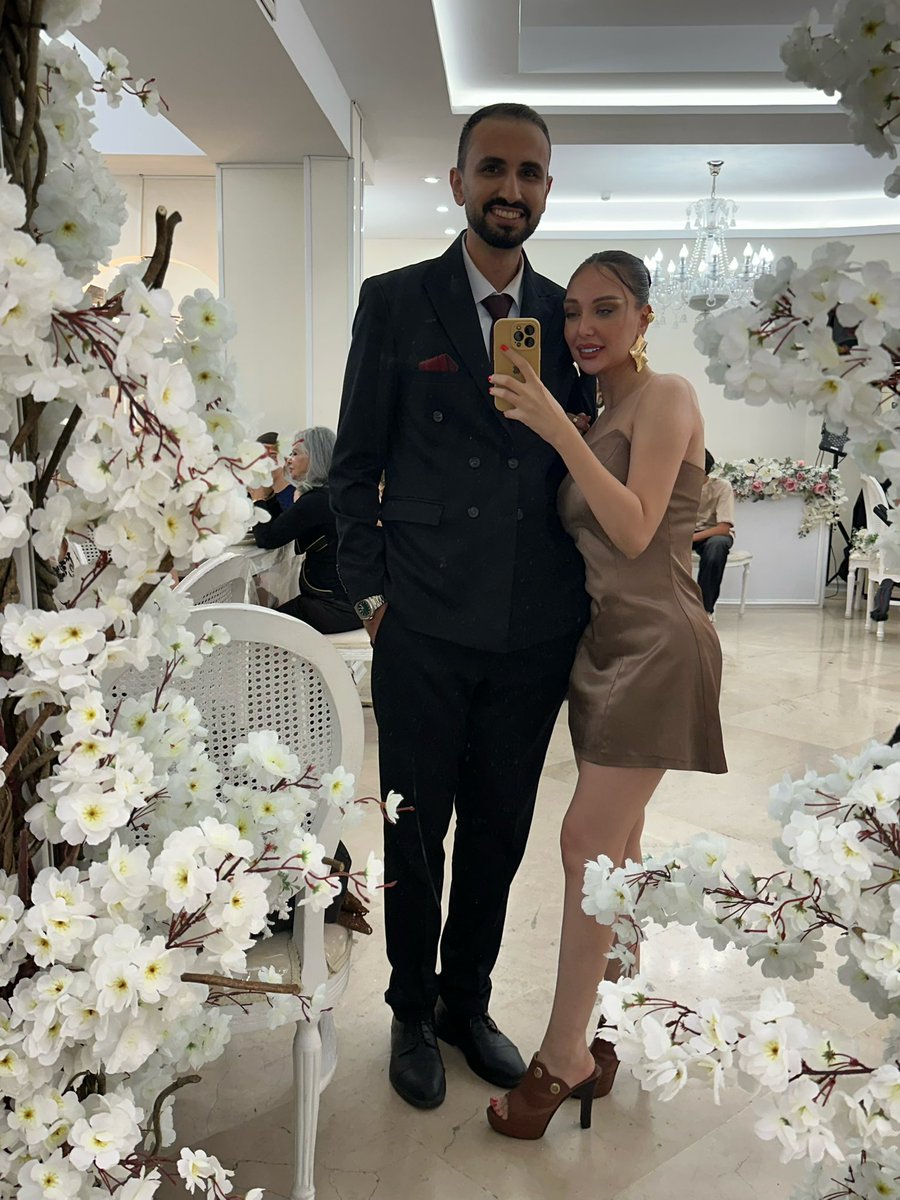 _eyesun_'s tweet photo. عروسی داداش شیری قشنگم 🥺♥️🫂 https://t.co/8DqfqNBhQ9