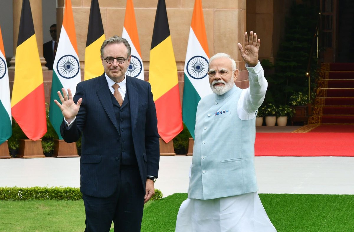 narendramodi's tweet photo. We will also strengthen university and research links, StartUp connections and pathways for talent mobility.

India and Belgium are natural partners, united by democratic values, strong people-to-people ties and a shared commitment to peace and progress. https://t.co/wavSBtfyt8