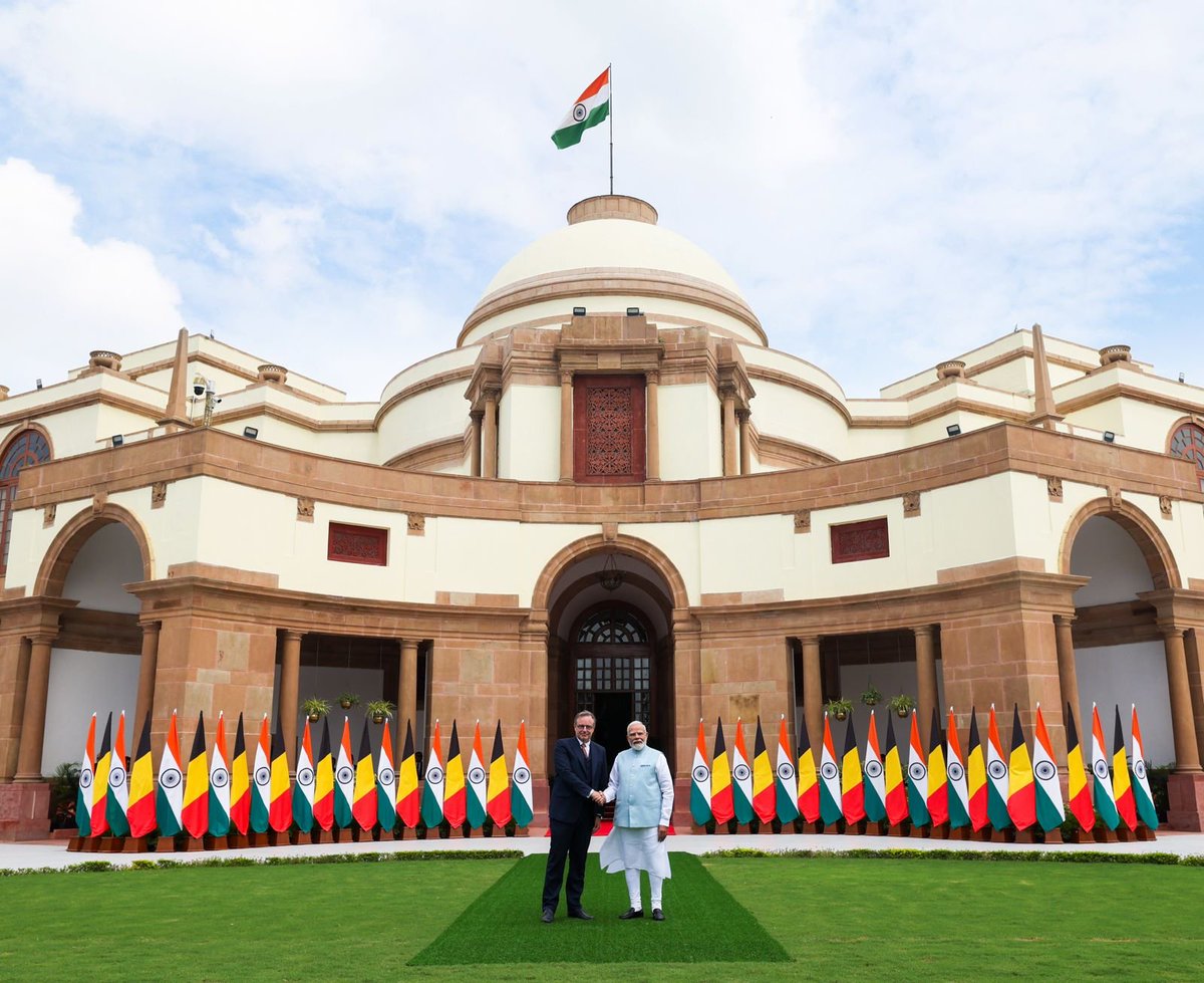 narendramodi's tweet photo. We will also strengthen university and research links, StartUp connections and pathways for talent mobility.

India and Belgium are natural partners, united by democratic values, strong people-to-people ties and a shared commitment to peace and progress. https://t.co/wavSBtfyt8