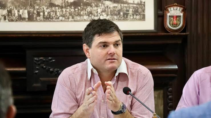 sonarfm's tweet photo. AHORA en el #SonarInformativo conversamos con el Acalde @alessandri2024 presidente de la Asociación Chilena de Municipalidades

Como siempre junto a @pabloaranzaes 

📻Al aire por el 105.3FM
📡Señal en vivo: https://t.co/IqjDS1AdkT https://t.co/MiF0zDdNqW