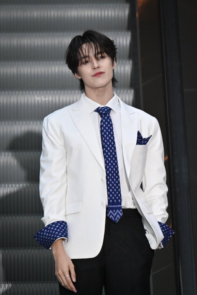 HiTouch156's tweet photo. เฮียทัตดิคับ! 🤨✨

TEEHENG AT Y ENTERTAIN 2026
#YEntertainAwards2026xTeeHeng https://t.co/7tkLqP3f1L
