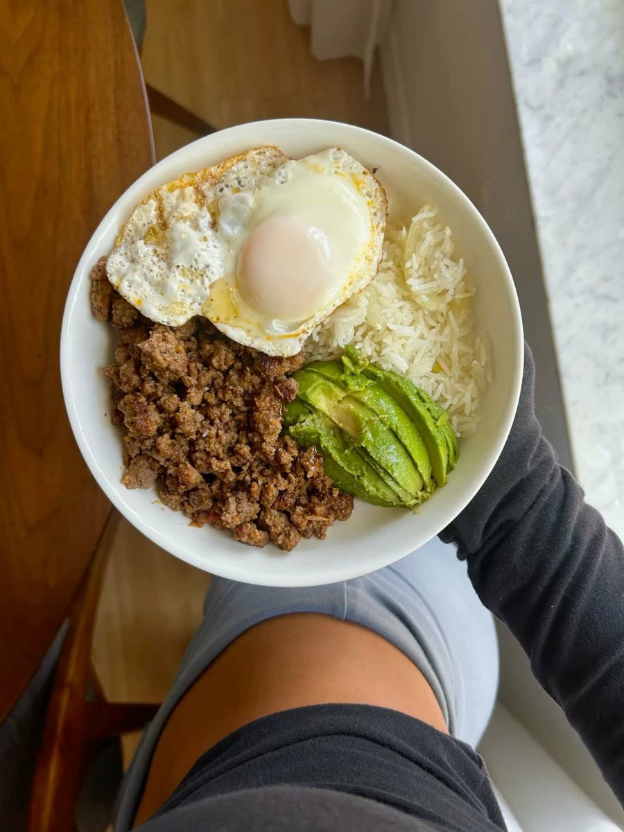 nyliava's tweet photo. Eat better, not less. https://t.co/upgBTFlkUp