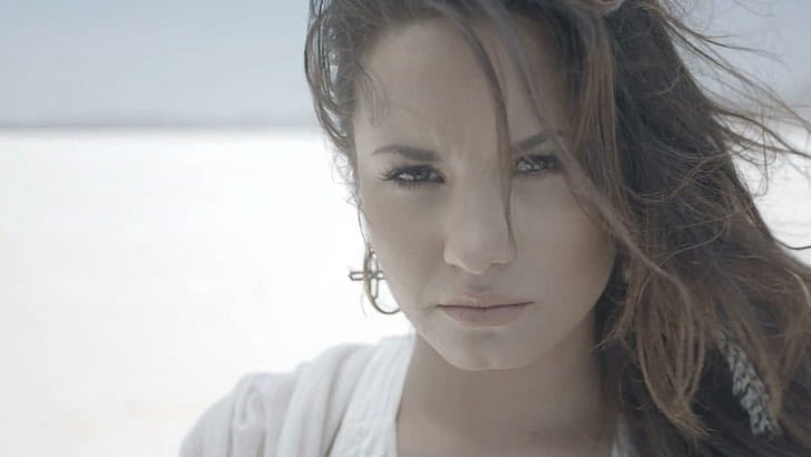 PopBase tweet picture