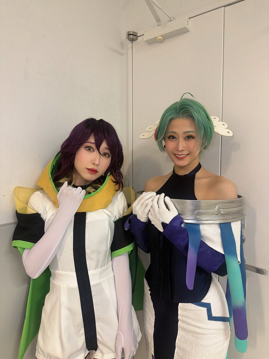 yukarin_bluesky's tweet photo. 皆さまとも
お写真撮っていただきました！

ジナ役  とろろん
コメット役   御寺ちゃん
ククルシカ役  空ちゃん
悲しみの人間たち別バージョン💔

#グノーシアTLPT https://t.co/SVZiRLzUiG