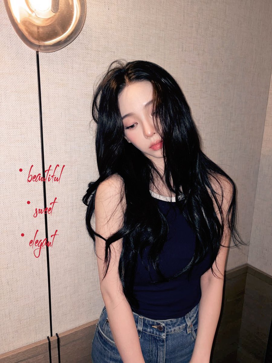 kawxrina's tweet photo. Ready for a date with you. ✨🧸 https://t.co/do2E0CsEX4