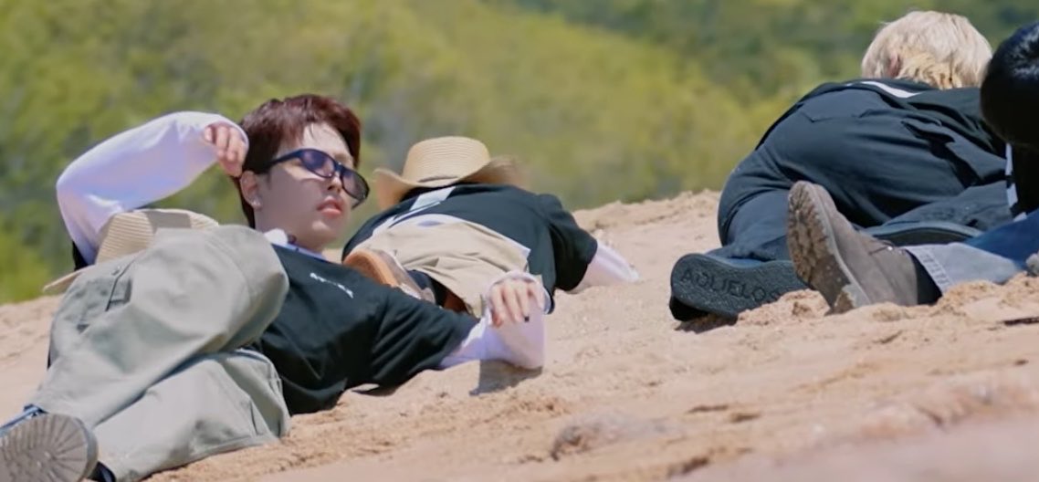 minjoongshakur's tweet photo. hongfusion ft. mingi butt https://t.co/ZxbpKLl3OS
