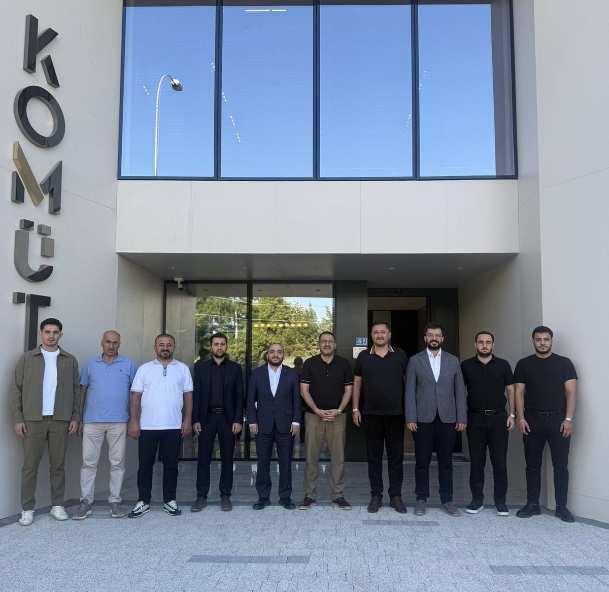 TugvaKonya's tweet photo. TÜGVA Konya olarak İl Temsilcimiz Murat Bayrak ve Yönetim Kurulu Üyelerimizle KOMÜT Başkanı Sayın Adem Bulut ve yönetim kurulunu ziyaret ettik. Verimli istişareleri ve misafirperverlikleri için kendilerine teşekkür ederiz.

#TÜGVA #TÜGVAKonya https://t.co/XXXlsJPL2y