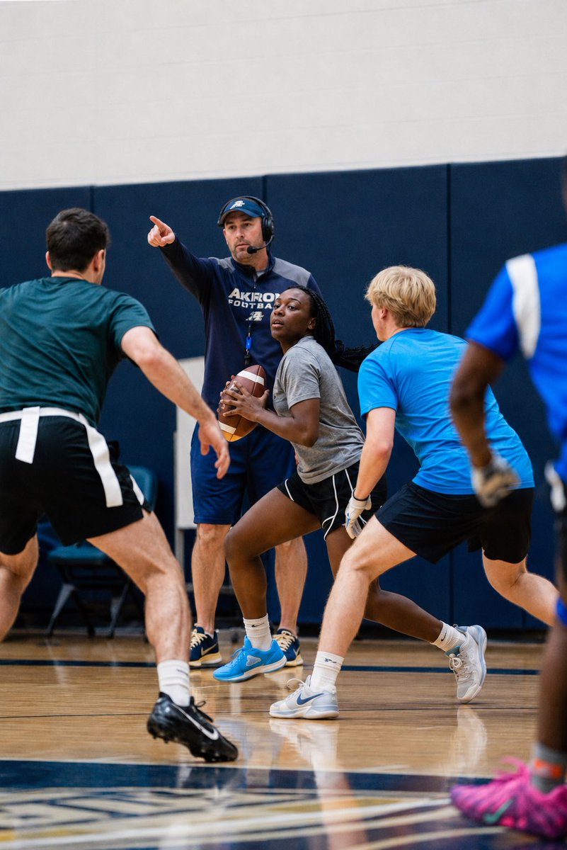 RyanGensler's tweet photo. “We talkin’ about practice?” 😎

AI had us switchin sports for a minute… but today is all about @ZipsFB 

GAMEDAY !!! Anything is possible!!
#MakeTheClimb https://t.co/TNVOUA99lM