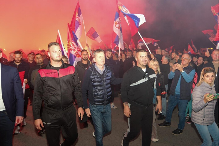 VukNevuk's tweet photo. @njpetrovicc Pitaj ove sa Kosova. Samo nemoj da slušaš mutavog Glišića. https://t.co/6nTmInpAXo