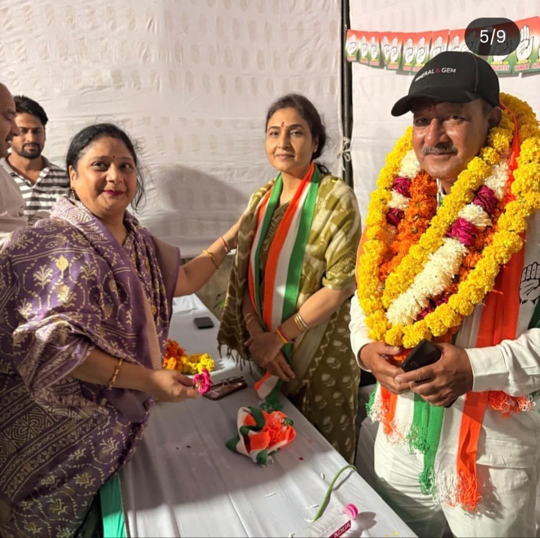 DrArchanaINC's tweet photo. मालवीय नगर विधानसभा के वार्ड 82 में कांग्रेस प्रत्याशी महेश यादव (पिंटू) जी के चुनाव कार्यालय का उद्घाटन कर उपस्थित कार्यकर्ताओं एवं समर्थकों को संबोधित किया। ✋

#MalviyaNagarVidhansabha #Ward82 #JaipurNagarNigamElection https://t.co/YNR8zg26S3