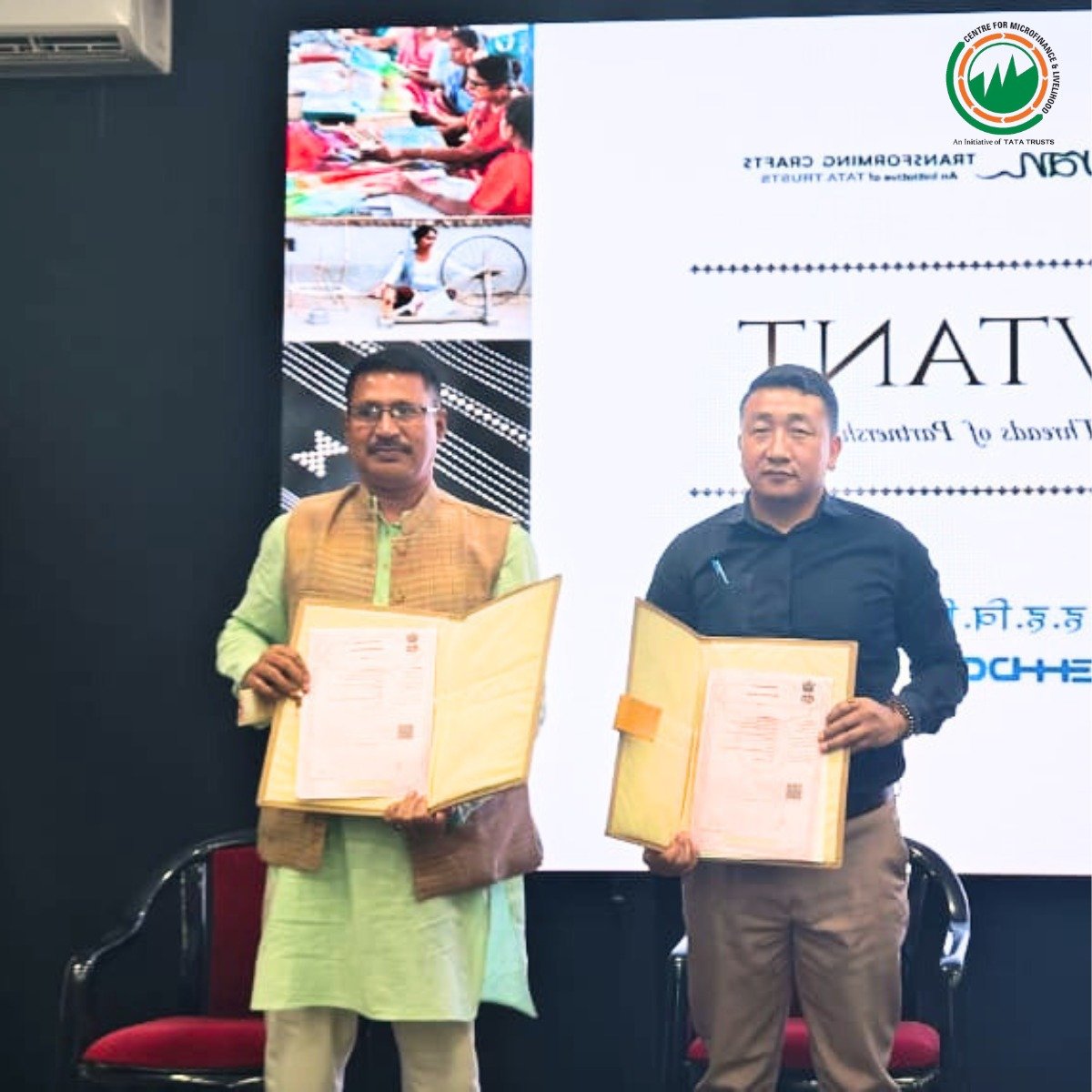 CML_NE's tweet photo. #CML signs non-financial MoU with @nehhdc to scale Antaran,our handloom based livelihood enhancement programme with Assam's Kamrup &amp; Nalbari. The partnership brings certification, traceability &amp; market access to our artisans. 

#NEHHDC #Antaran #AssamWeavers #Handloom https://t.co/14ypF0ZSQx