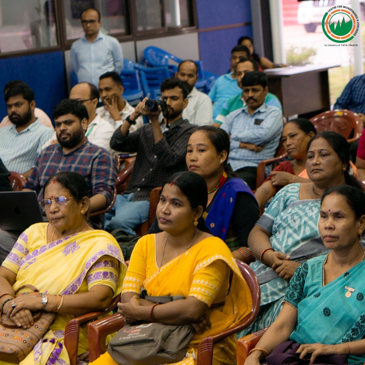 CML_NE's tweet photo. #CML signs non-financial MoU with @nehhdc to scale Antaran,our handloom based livelihood enhancement programme with Assam's Kamrup &amp; Nalbari. The partnership brings certification, traceability &amp; market access to our artisans. 

#NEHHDC #Antaran #AssamWeavers #Handloom https://t.co/14ypF0ZSQx