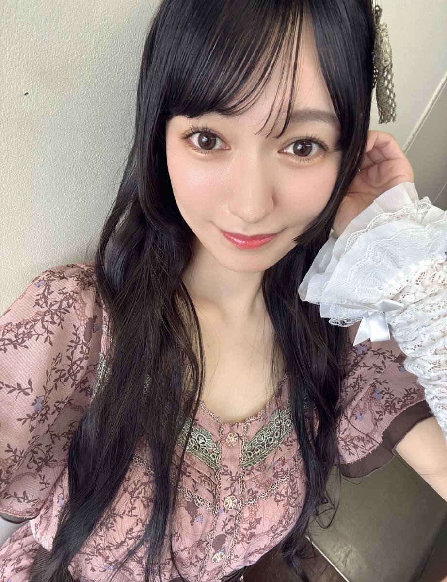 rijumurahoshi31's tweet photo. 体調も回復しまして、明日から
朗読劇『#コトバノコトバ』
クーナ役で4日、5日公演に
出演させていただきます！

私は明日が初日になります、緊張していますが精一杯、言葉の大切さをお伝えできるようにがんばります。
明日の公演は配信もあります！
よろしくお願いします📕
https://t.co/gAhTPJrlJR https://t.co/18Uv4RHrts