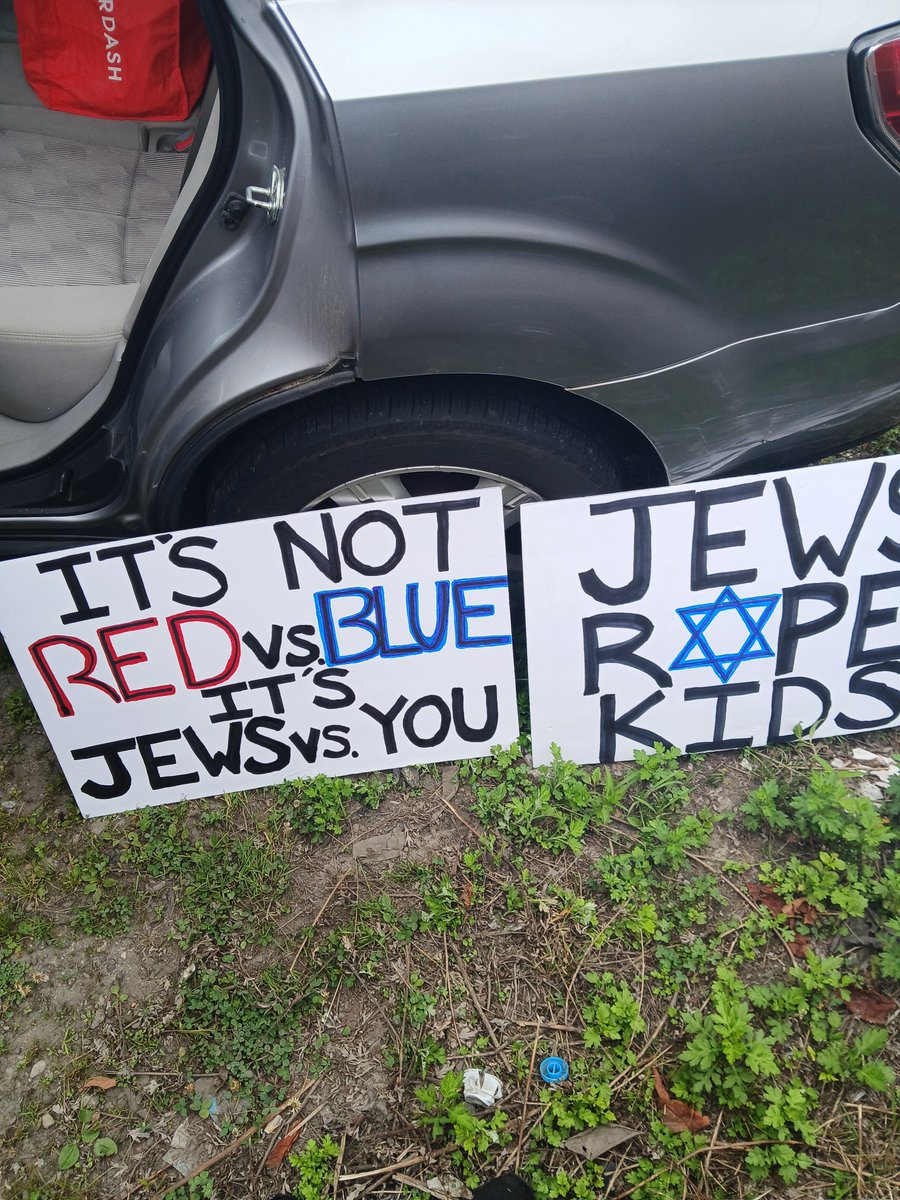 StillTruckerWaf's tweet photo. Looks like a good day for some activism... https://t.co/bhzAzlHSXj