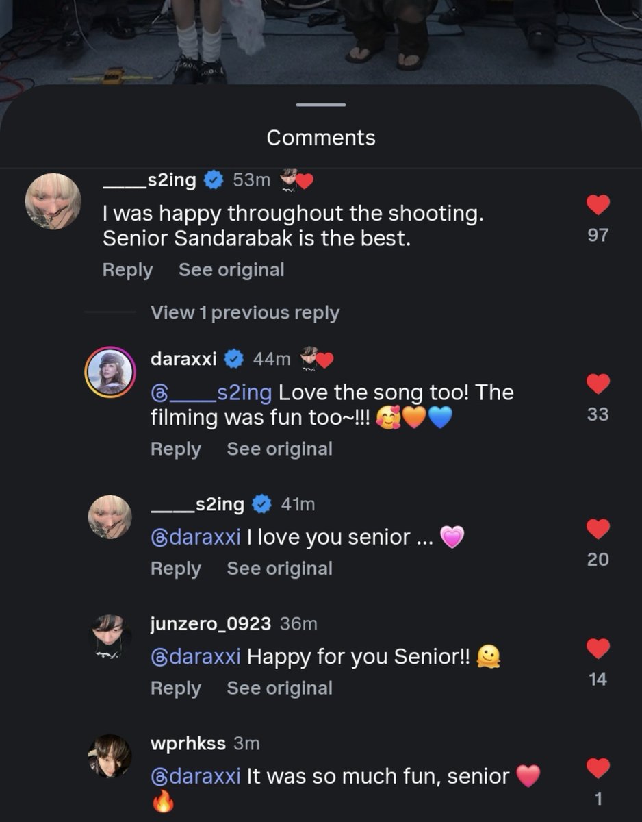 maggiefixx's tweet photo. siyeon, junyoung, gwanwoo and sandara park commented on the requiem challenge reel 🥹

🐺: I was happy throughout the shooting 🫰🏻sandara park sunbaenim is the best
🐺: I love you sunbaenim... 💗

all comments - auto translation ⤵️ https://t.co/D0G4vh9BBc