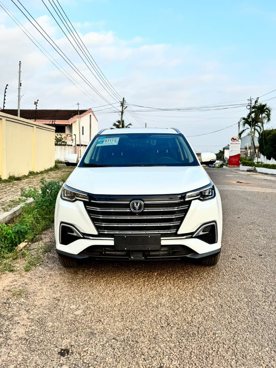 _papie's tweet photo. 🔔QUICK SALE🔔
CHANGAN CS55 Plus (2nd Gen)
 Engine: 1.5L Turbocharged Petrol
 Power: ~185 hp | Torque: 300 Nm
 Transmission: 7-Speed Wet DCT (Automatic)
 Drive: Front-Wheel Drive (FWD)
SUNROOF / ALLOY RIMS
PRICE: GHC 240,000 https://t.co/sp1Z3Ma01N